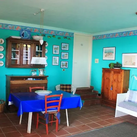 Fascinosa Casa Sul Mare In Posizione Mozzafiato *